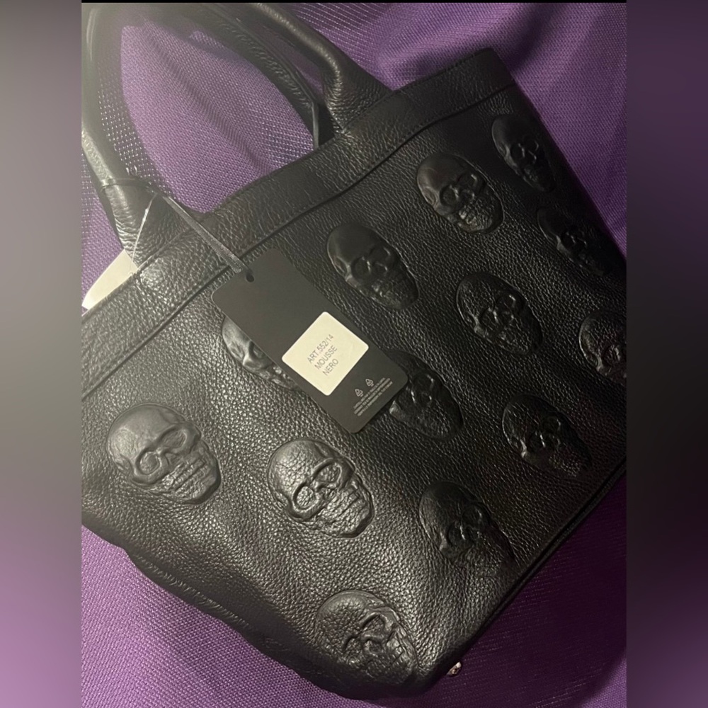 Iopelle Skull Medium Tote